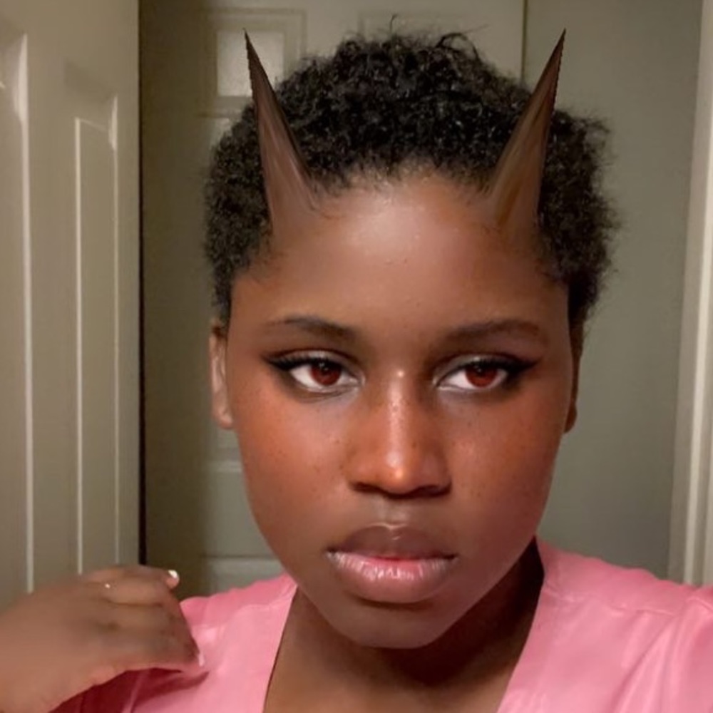 Meet your Posher, Maria